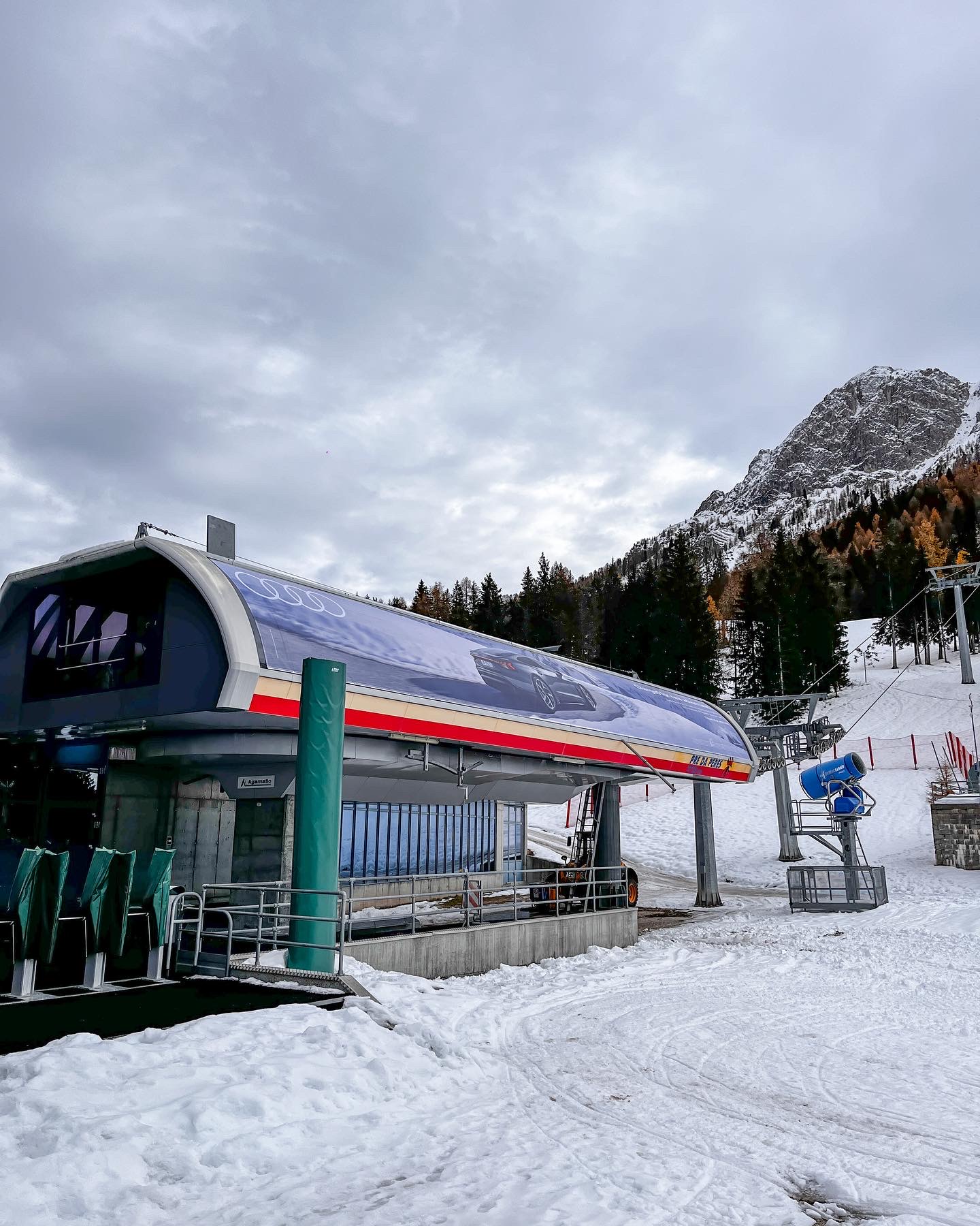 984b9870 070d 40dd aef1 5546ba33d302